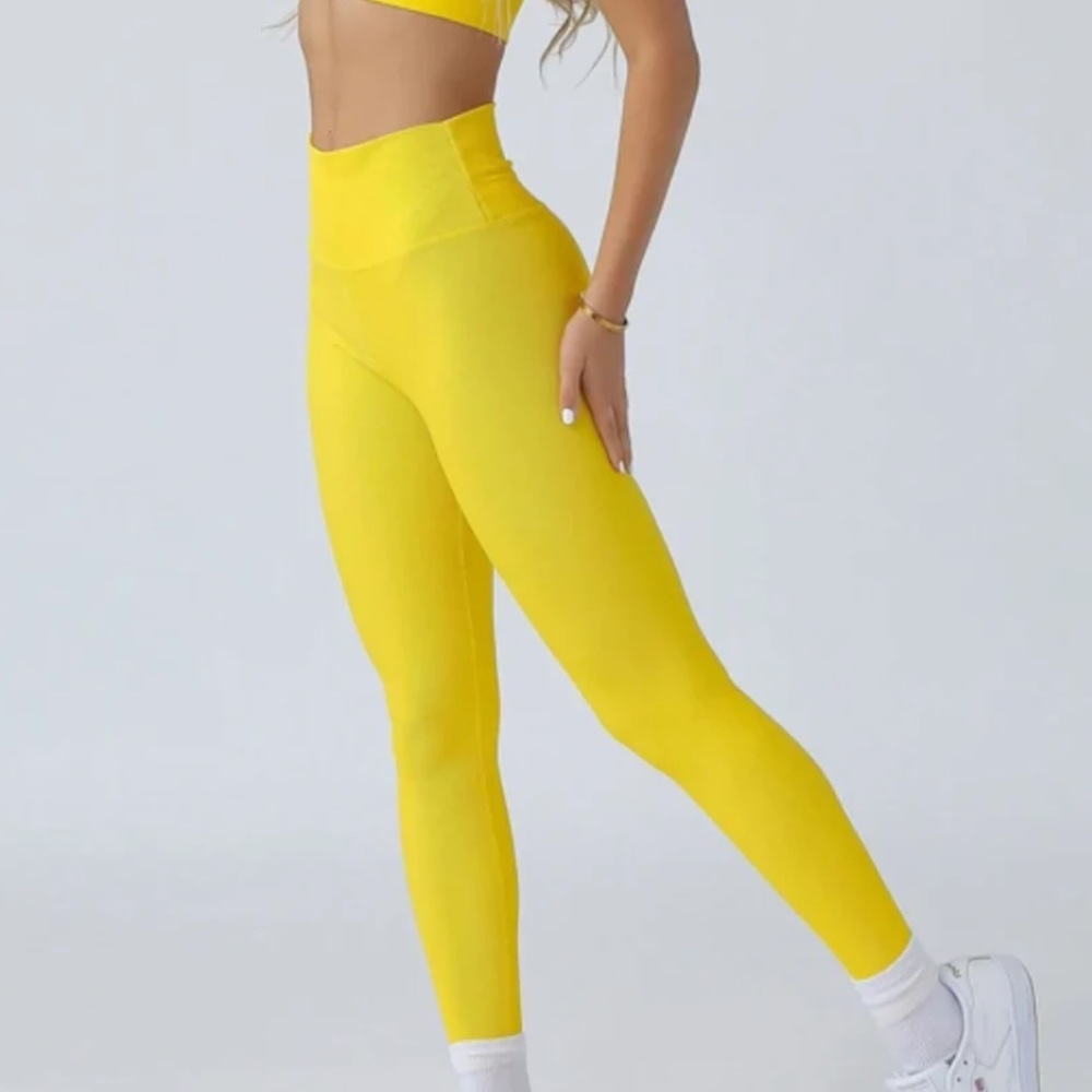 NWT Beach Riot leggings